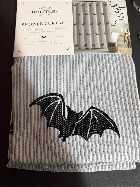 Envogue Other - Envogue Halloween embroidered bat shower curtain 72”